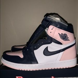 NWT Women’s Air Jordan 1 Retro High OG